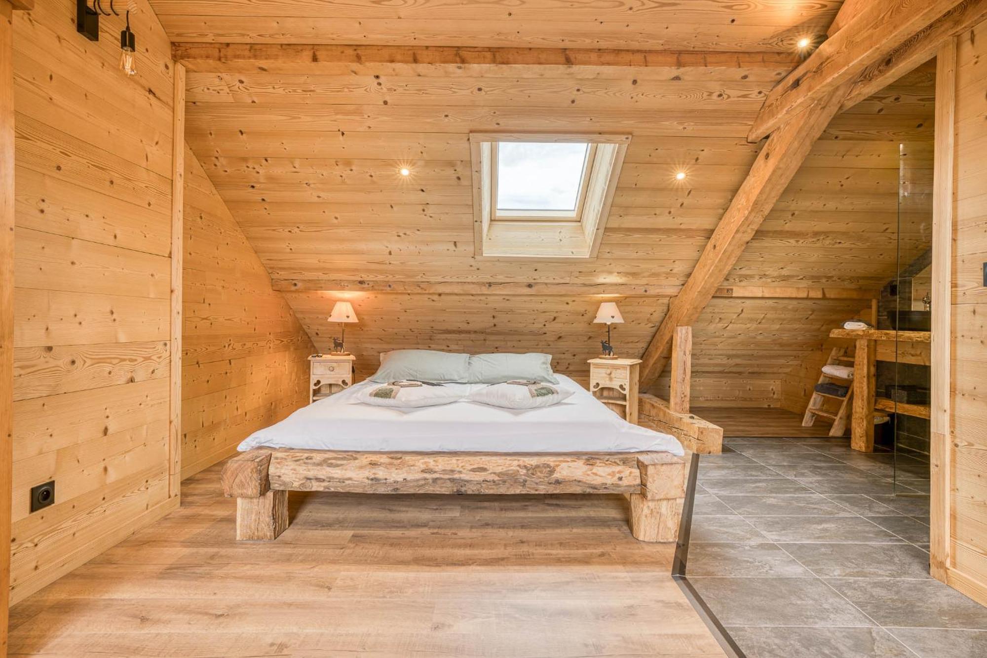 エパニ・メツ・テッシLe Chamois, Chez Le Charpentier D'Antan, La Chaleur Du Bois, Le Calme De La Campagneアパートメント エクステリア 写真